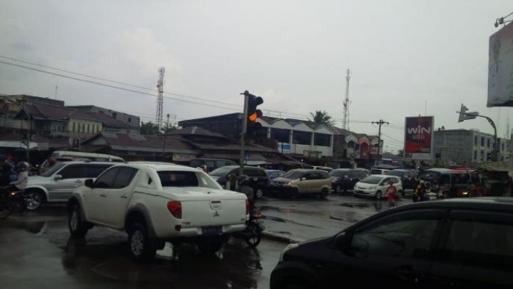 Lahan Sekitar Simpang Empat Garuda Sakti Pekanbaru Akan Dibebaskan untuk Penataan Lahan Sekitar Simpang Empat Garuda Sakti Pekanbaru Akan Dibebaskan untuk Penataan