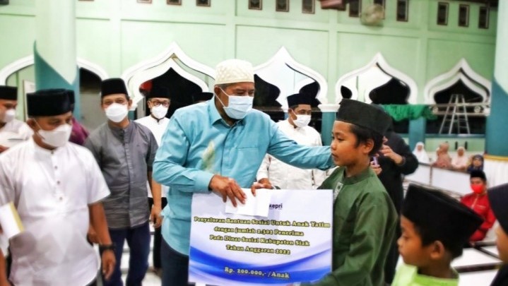 Pondok Pesantren Disebut Bupati Siak Penting Guna Bangun SDM Beriman Pondok Pesantren Disebut Bupati Siak Penting Guna Bangun SDM Beriman