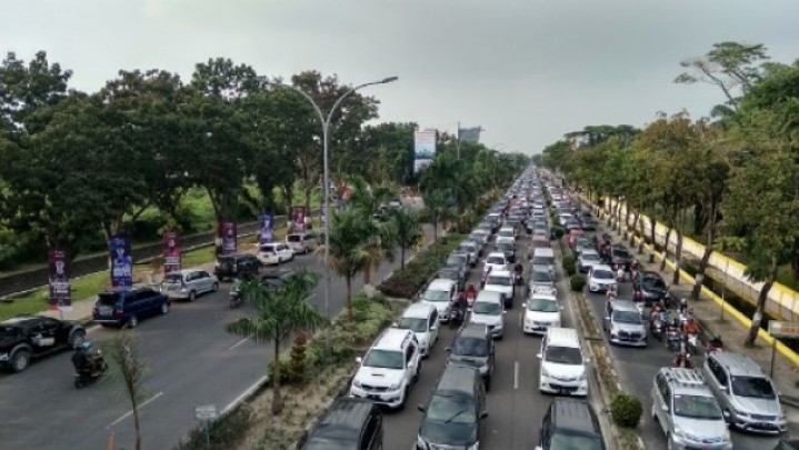 Urai Kemacetan Jalan Sudirman Pekanbaru, U-turn akan Ditata Ulang