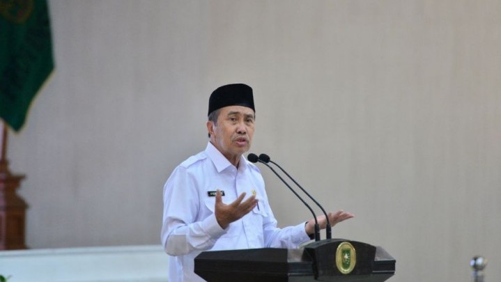 Pertanyakan Kinerja Dua Tahun Terakhir, Direksi BUMD di Riau Akan Dipanggil Gubri Pertanyakan Kinerja Dua Tahun Terakhir, Direksi BUMD di Riau Akan Dipanggil Gubri