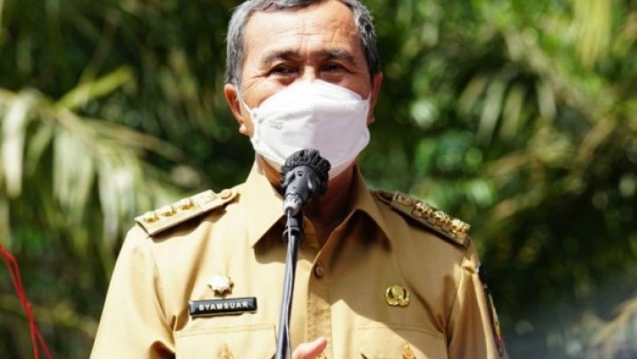 Program Pendidikan Dipaparkan Gubri pada Masyarakat Kuansing Program Pendidikan Dipaparkan Gubri pada Masyarakat Kuansing