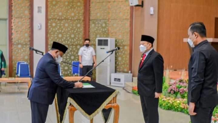 Pengukuhan Ratusan Pejabat Pemkab Kampar, Catur Minta Jiwa Pengabdian yang Tinggi