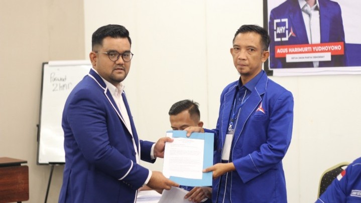 Ardo Berpeluang Besar jadi Bupati Kampar Ardo Berpeluang Besar jadi Bupati Kampar