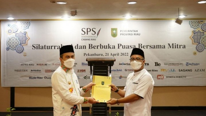 SPS Riau Silaturahim Bersama Gubri Syamsuar SPS Riau Silaturahim Bersama Gubri Syamsuar