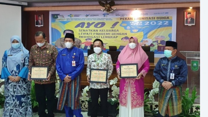 Bengkalis Dapat Penghargaan Karena Capaian Vaksinasi Tertinggi Kedua