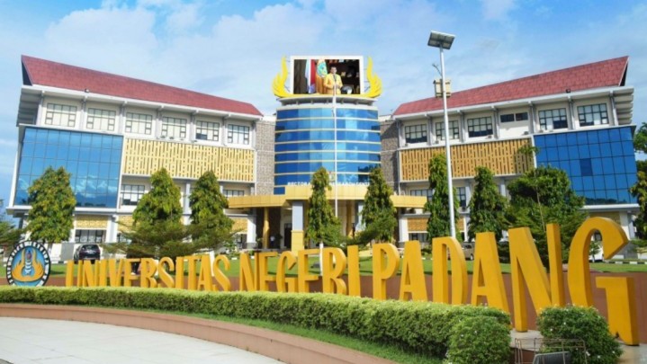 UNP Berhasil Sandang Akreditasi Unggul, Melebihi Akreditasi A