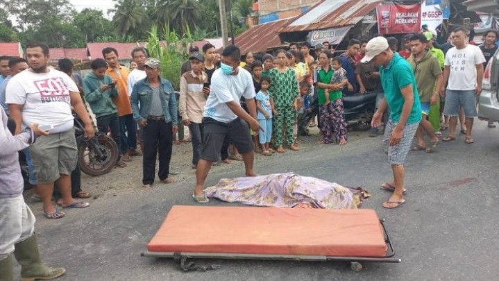 Kecelakaan Maut di Pulau Punjung, Suami Istri Meninggal Dunia Kecelakaan Maut di Pulau Punjung, Suami Istri Meninggal Dunia