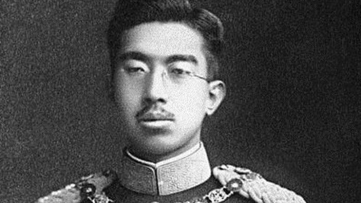 Ukraina Sandingkan Foto Kaisar Hirohito dengan Adolf Hitler, Publik Jepang Meradang Ukraina Sandingkan Foto Kaisar Hirohito dengan Adolf Hitler, Publik Jepang Meradang