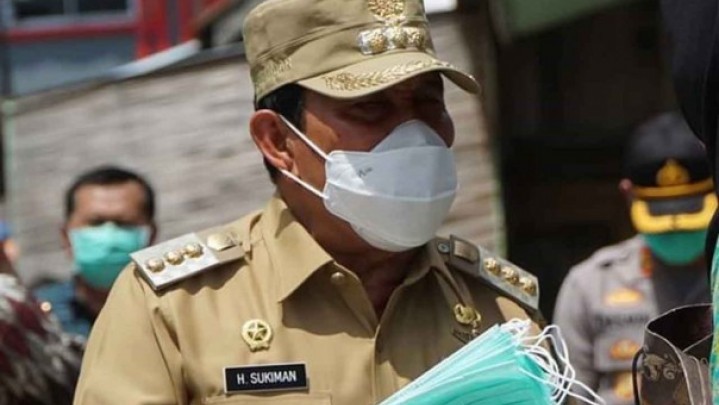Dapat Bantuan BUMDes dan RLH, Ini Kata Bupati Sukiman pada Gubri Syamsuar Dapat Bantuan BUMDes dan RLH, Ini Kata Bupati Sukiman pada Gubri Syamsuar