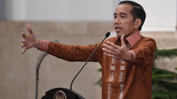 Kepuasan pada Presiden Joko Widodo Turun Drastis