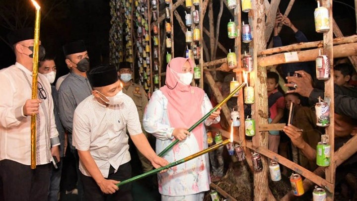 Festival Lampu Colok, Bupati Kasmarni: Jangan Sampai Membuat Masjid Kosong