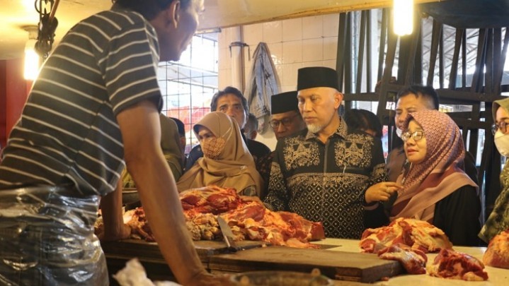 Harga Daging di Sumbar Tembus Rp150 Ribu per Kilogram