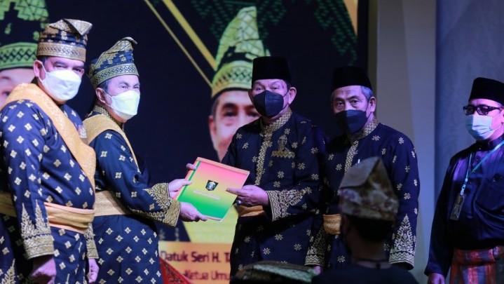 Pengurus LAM Riau Resmi Dikukuhkan, Ini Pesan Gubernur Riau