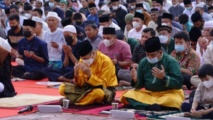 Rayakan Idul Fitri di Pekanbaru, Ini yang Disampaikan Gubri Syamsuar