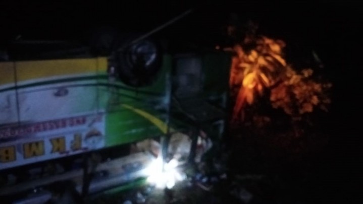 Dua Orang Meninggal Dunia pada Kecelakaan Pemudik di Sitinjau Lauik Dua Orang Meninggal Dunia pada Kecelakaan Pemudik di Sitinjau Lauik