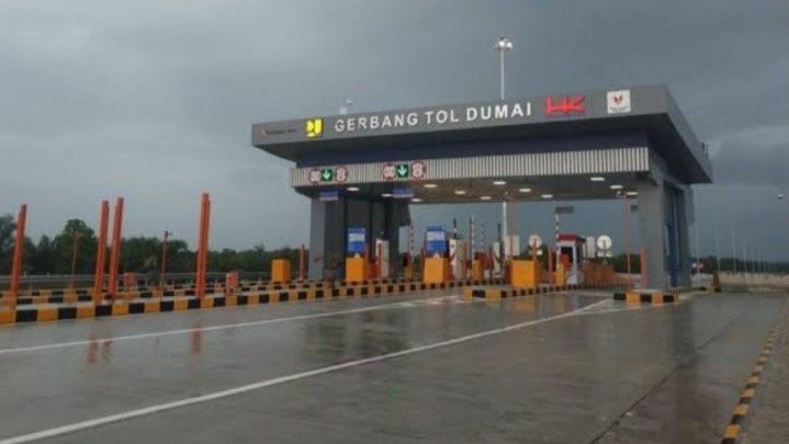 Tidak Terjadi Antrean di Gerbang Tol Pekanbaru-Dumai Tidak Terjadi Antrean di Gerbang Tol Pekanbaru-Dumai