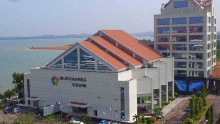 Gedung Sumatera Promotion Center Dipercayakan Pengelolaannya pada BP Batam Gedung Sumatera Promotion Center Dipercayakan Pengelolaannya pada BP Batam