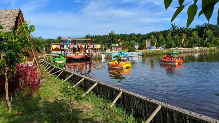 Libur Lebaran, Puluhan Wisatawan Jadikan Siak Sebagai Tujuan Libur Lebaran, Puluhan Wisatawan Jadikan Siak Sebagai Tujuan