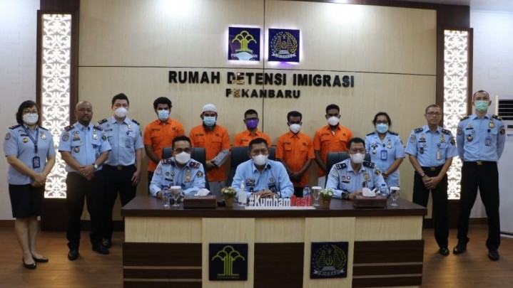 Dua Warga Negara Pakistan Dideportasi Karena Menyalahi Izin Tinggal