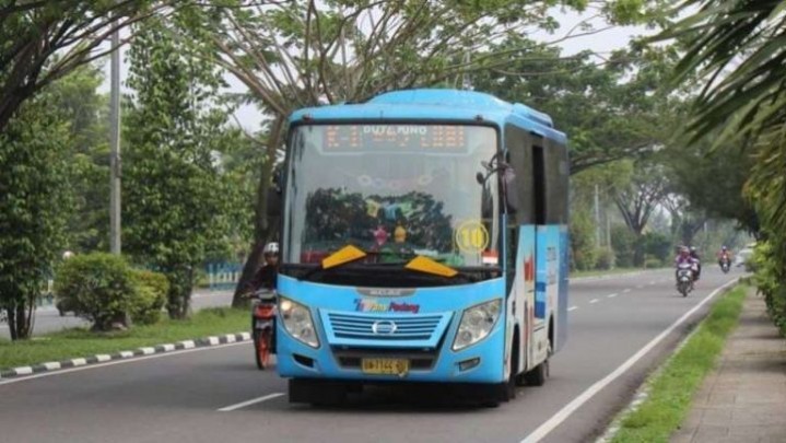 Atasi Masalah Sampah, Pemko Padang Dapat Penghargaan Menteri LHK