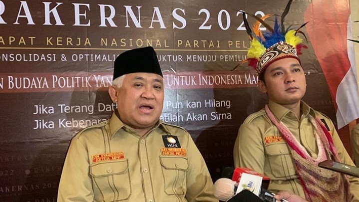 Din Syamsuddin Sebut Parpol Pelita Bukan Partai Keagamaan Din Syamsuddin Sebut Parpol Pelita Bukan Partai Keagamaan