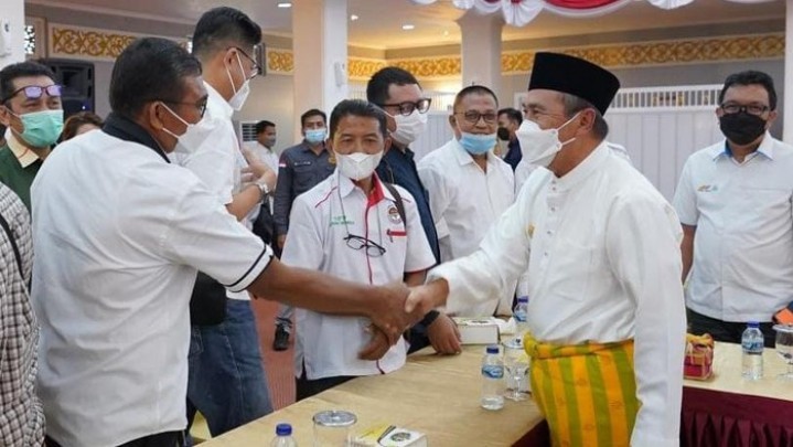 Pabrik Tidak Beli Sawit, Gubri akan Temui Menteri Pabrik Tidak Beli Sawit, Gubri akan Temui Menteri