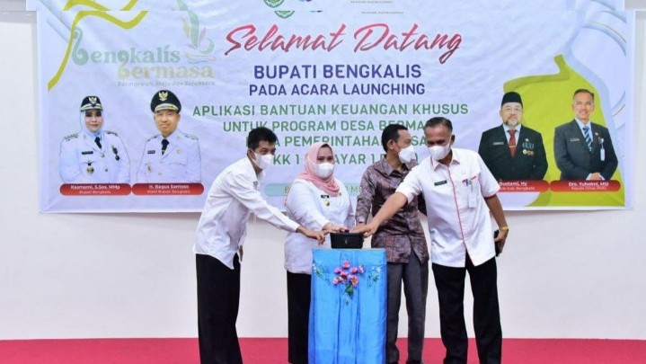 BKK 1 Miliar 1 Desa Pemkab Bengkalis Diluncurkan BKK 1 Miliar 1 Desa Pemkab Bengkalis Diluncurkan