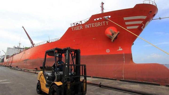 Pekan Depan CPO dari Riau Sudah Boleh Diekspor Pekan Depan CPO dari Riau Sudah Boleh Diekspor