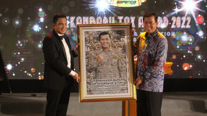Wajib Pajak di Pekanbaru Dapat Penghargaan Wajib Pajak di Pekanbaru Dapat Penghargaan