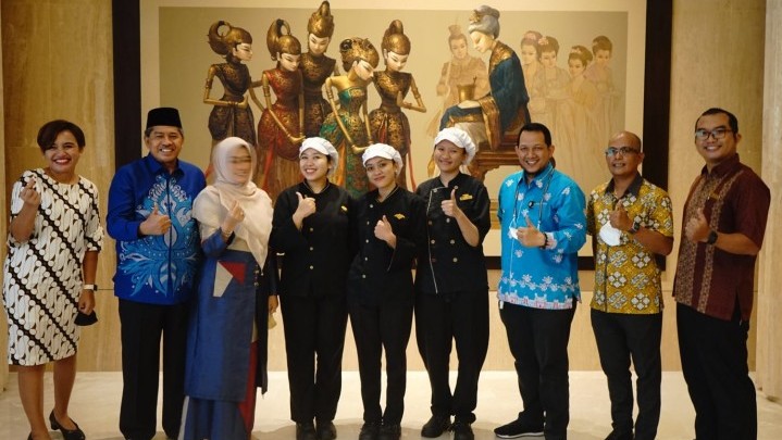 Bupati Afedri Bangga Anak Siak Lulusan BTP Kerja Luar Negeri