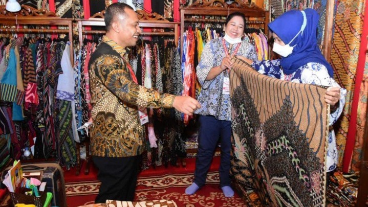 Harapan Besar Wabup Bengkalis Dunia UMKM Menggeliat Kembali Harapan Besar Wabup Bengkalis Dunia UMKM Menggeliat Kembali