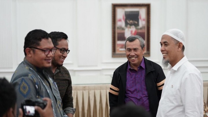 Bahas Perbaikan Jembatan, Wako Dumai Temui Gubernur Riau Bahas Perbaikan Jembatan, Wako Dumai Temui Gubernur Riau