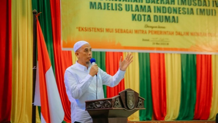 Pembinaan Umat Cegah Aliran Sesat Disampaikan Wako Dumai Saat Pembukaan Musda MUI Pembinaan Umat Cegah Aliran Sesat Disampaikan Wako Dumai Saat Pembukaan Musda MUI