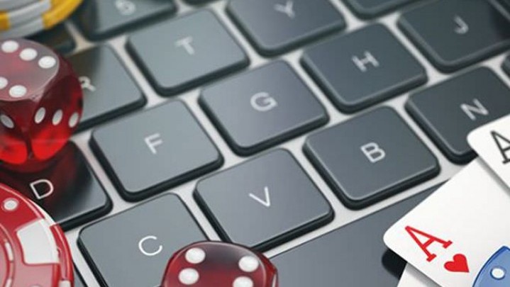 Menggiurkan tapi Menjebak, Ini Bahaya Main Judi Online