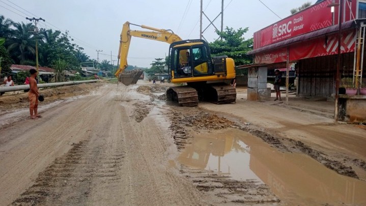 Apresiasi Pemprov Riau untuk Pemprov Sumbar karena Buka Akses Jalan Apresiasi Pemprov Riau untuk Pemprov Sumbar karena Buka Akses Jalan