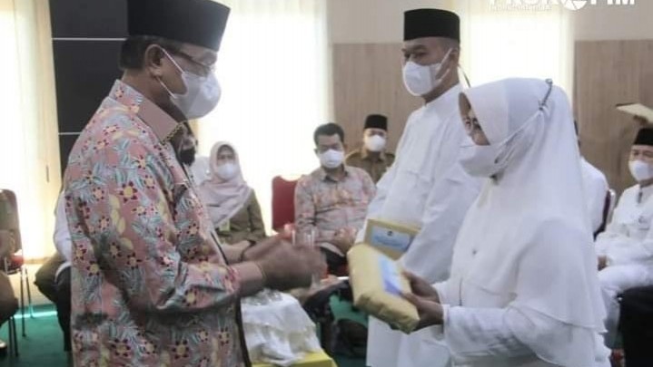 Puluhan JCH Korpri Inhil Dilepas Bupati HM Wardan