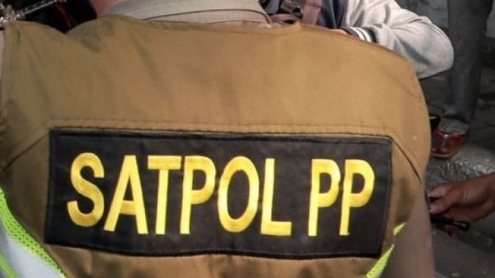 Petinggi Satpol PP Diduga Jual Barang Sitaan, Spanduk hingga Gerobak Petinggi Satpol PP Diduga Jual Barang Sitaan, Spanduk hingga Gerobak