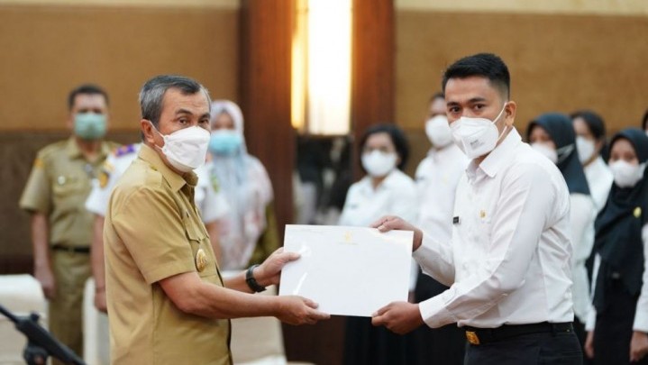 SK Diterima, Gubri Minta CPNS Bekerja dengan Dedikasi SK Diterima, Gubri Minta CPNS Bekerja dengan Dedikasi