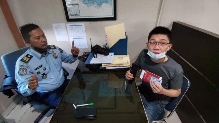 WNA Malaysia Dideportasi Karena Langgar Izin Tinggal