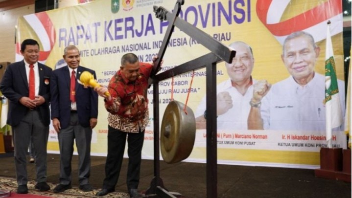 Prestasi di PON Sumut dan Aceh, Ini Target Wagubri Edy Natar Prestasi di PON Sumut dan Aceh, Ini Target Wagubri Edy Natar