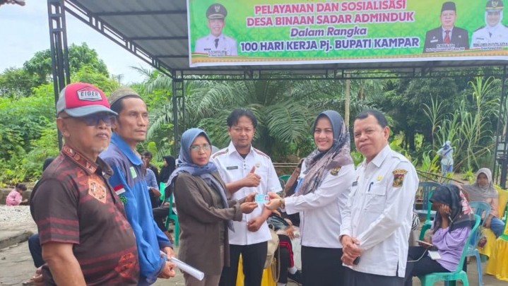 Sukseskan Program 100 Hari Kerja Pj Bupati Kampar, Disdukcapil Sosialisasi Sadar Adminduk