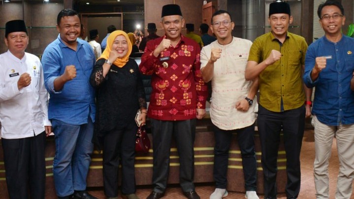 Terima Kunjungan Bawaslu Kampar, Pj. Bupati Kampar akan Launching Tahapan Pemilu 2024 Terima Kunjungan Bawaslu Kampar, Pj. Bupati Kampar akan Launching Tahapan Pemilu 2024