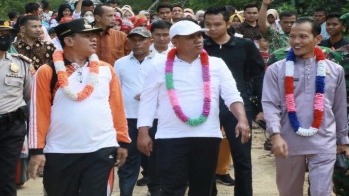 Pererat Persatuan, Suhardiman Amby Cup I Dimulai Pererat Persatuan, Suhardiman Amby Cup I Dimulai