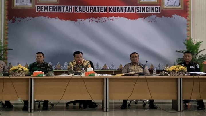 Panitia Pacu Jalur Kekurangan Dana Rp2,9 Miliar, Ini yang Dilakukan Plt Bupati Kuansing