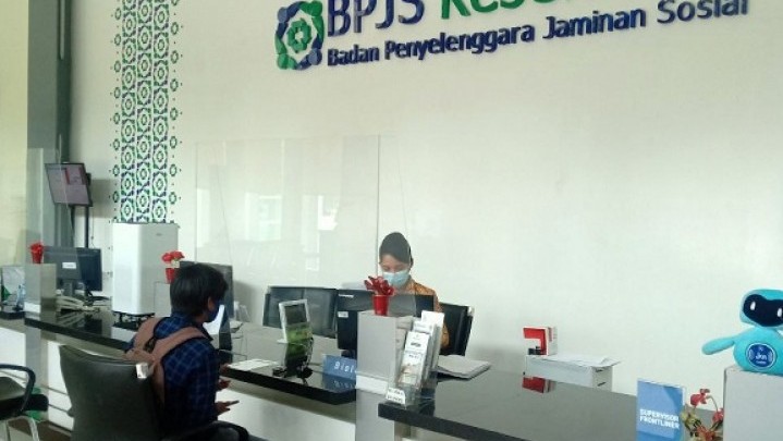 Iuran Peserta BPJS Kesehatan Berdasarkan Besaran Gaji, Peran Pemerintah Dipertanyakan Iuran Peserta BPJS Kesehatan Berdasarkan Besaran Gaji, Peran Pemerintah Dipertanyakan