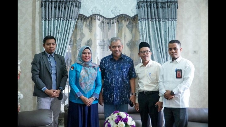 Jelang Peluncuran Tahapan Pemilu 2024, KPU Kampar Audiensi Dengan Pj. Bupati Kampar Jelang Peluncuran Tahapan Pemilu 2024, KPU Kampar Audiensi Dengan Pj. Bupati Kampar