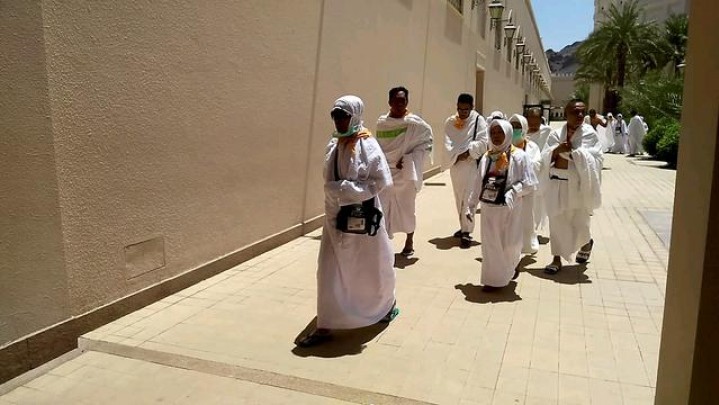 Di Makkah Sedang Terjadi Badai Debu, Jamaah Haji Diminta Batasi Diri Keluar Pendokan Di Makkah Sedang Terjadi Badai Debu, Jamaah Haji Diminta Batasi Diri Keluar Pendokan