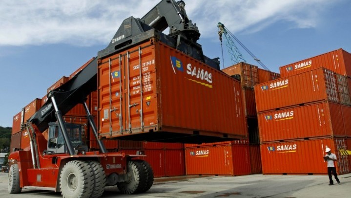 Ekspor Indonesia: Migas Naik, Nonmigas Turun