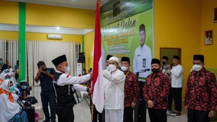 Kloter Pertama Jamaah Haji Riau Hari Ini Diberangkatkan Kloter Pertama Jamaah Haji Riau Hari Ini Diberangkatkan