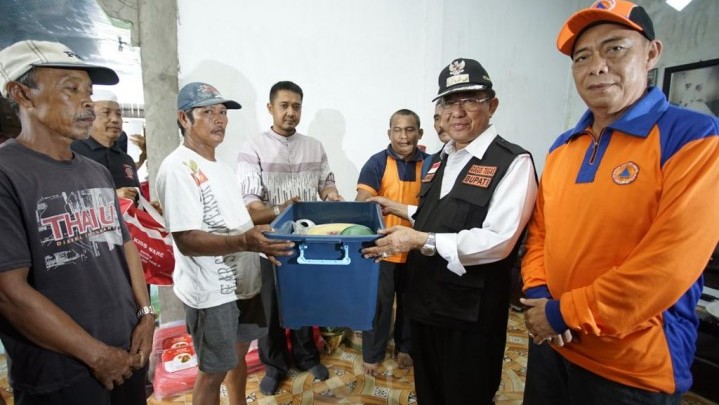 6 Unit Rumah Rusak Akibat Longsong di Desa Sungai Buluh Inhil